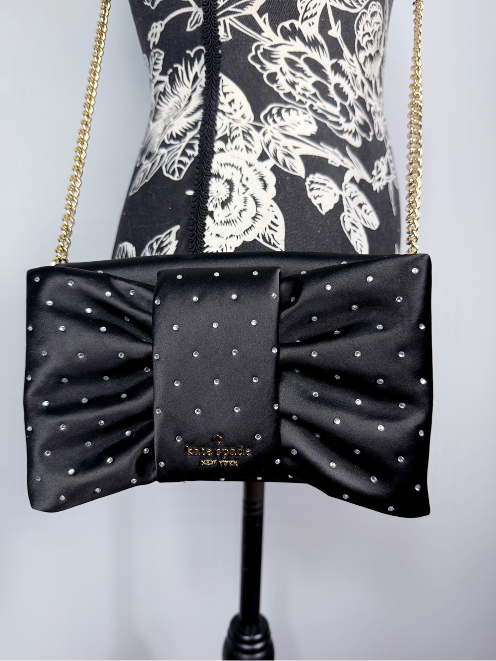 Kate Spade New York black rhinestone bow gold chain strap crossbody size small